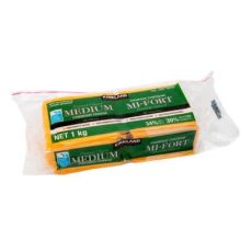 Kirkland Signature Sliced Medium Cheddar Cheese